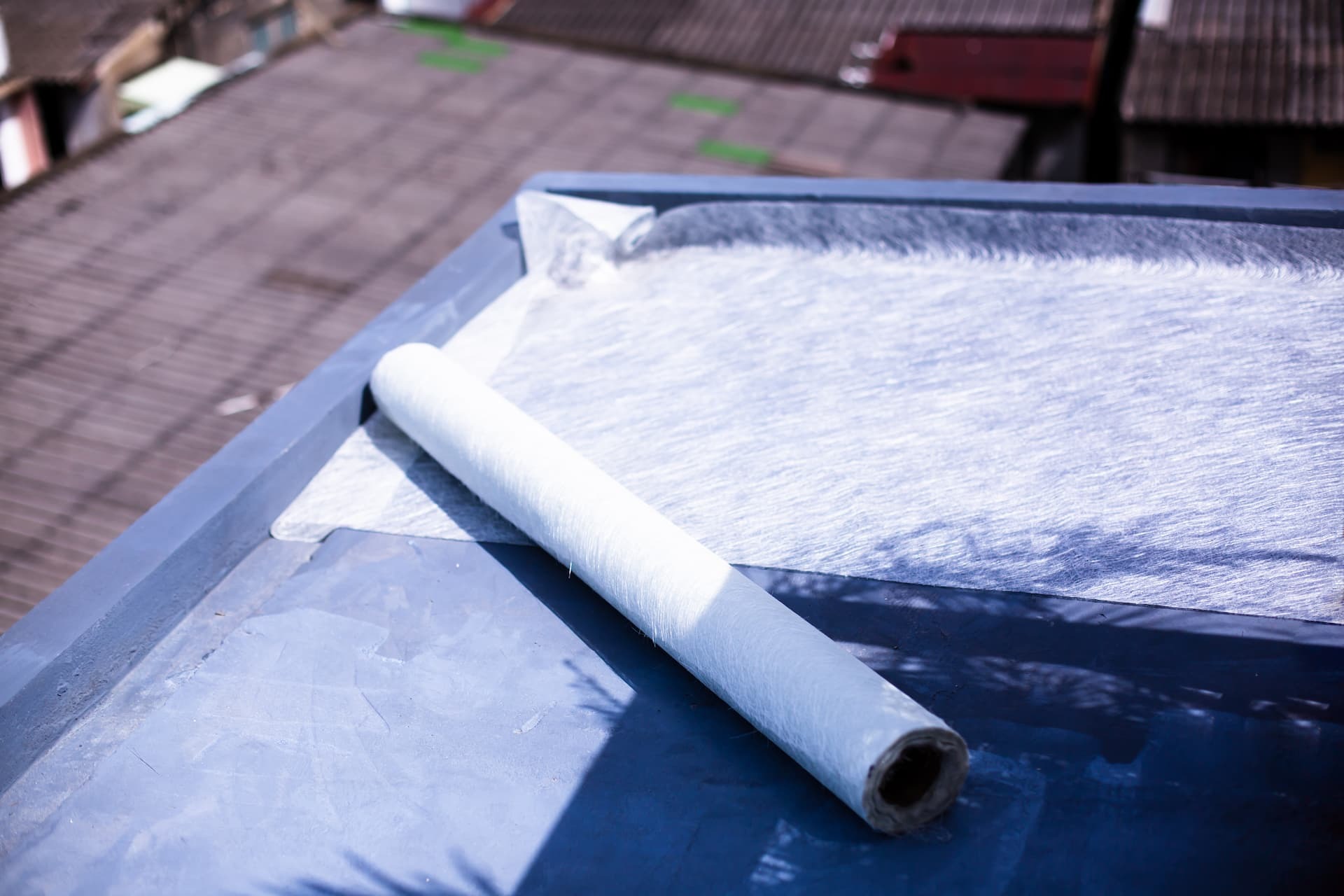 Fibreglass roofers near me Chertsey